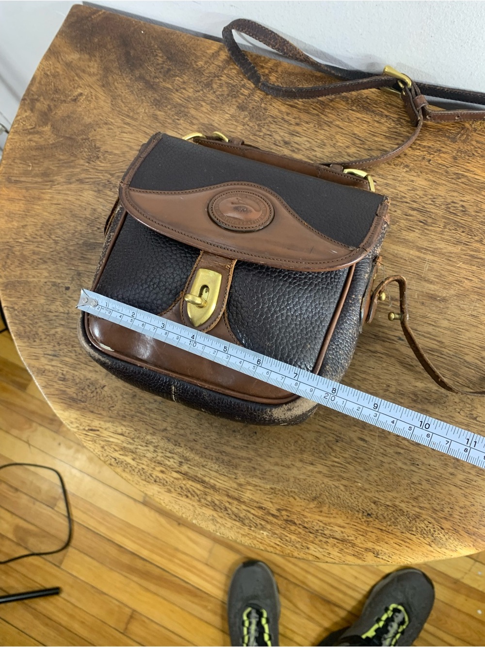Vintage made in USA distressed leather DOONEY & BOURKE AWL USA brown crossbody - Picture 10 of 12